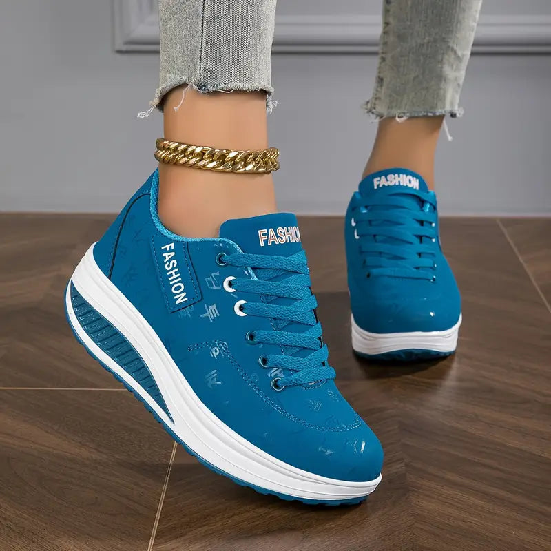 Brelina - Women's sneakers with laces